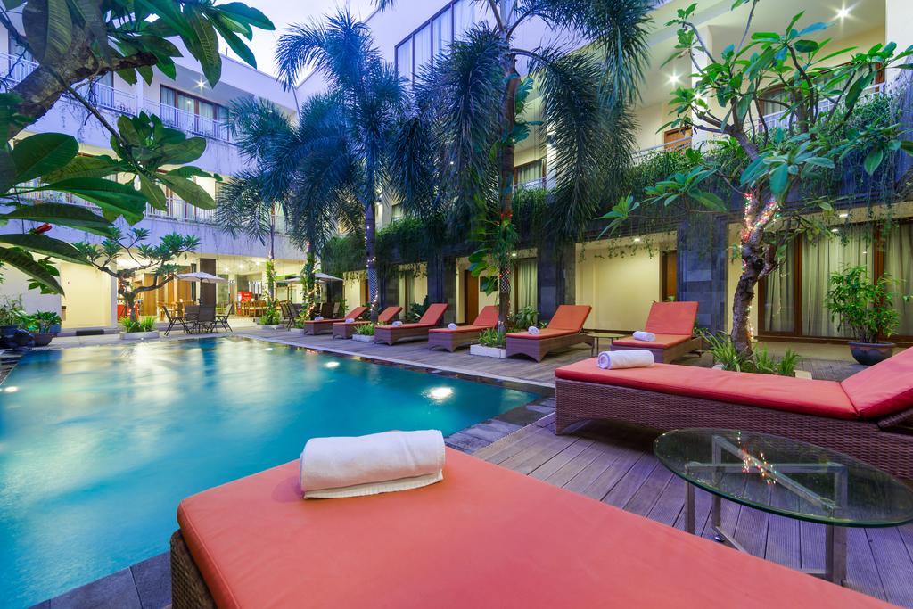 Vihan Suites Bali Kuta Lombok Exterior foto