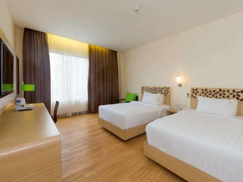 Vihan Suites Bali Kuta Lombok Exterior foto