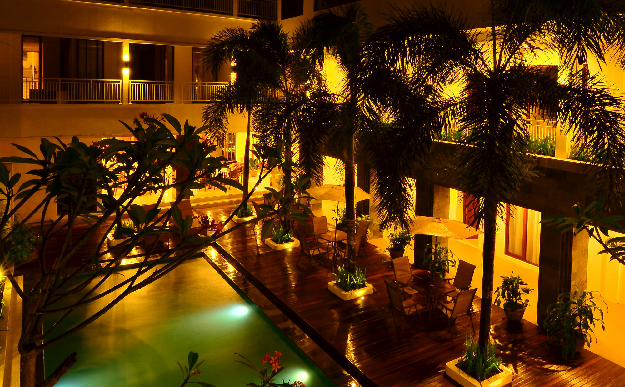Vihan Suites Bali Kuta Lombok Exterior foto